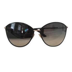 Black Penelope Tom Ford 320 28b sunglasses